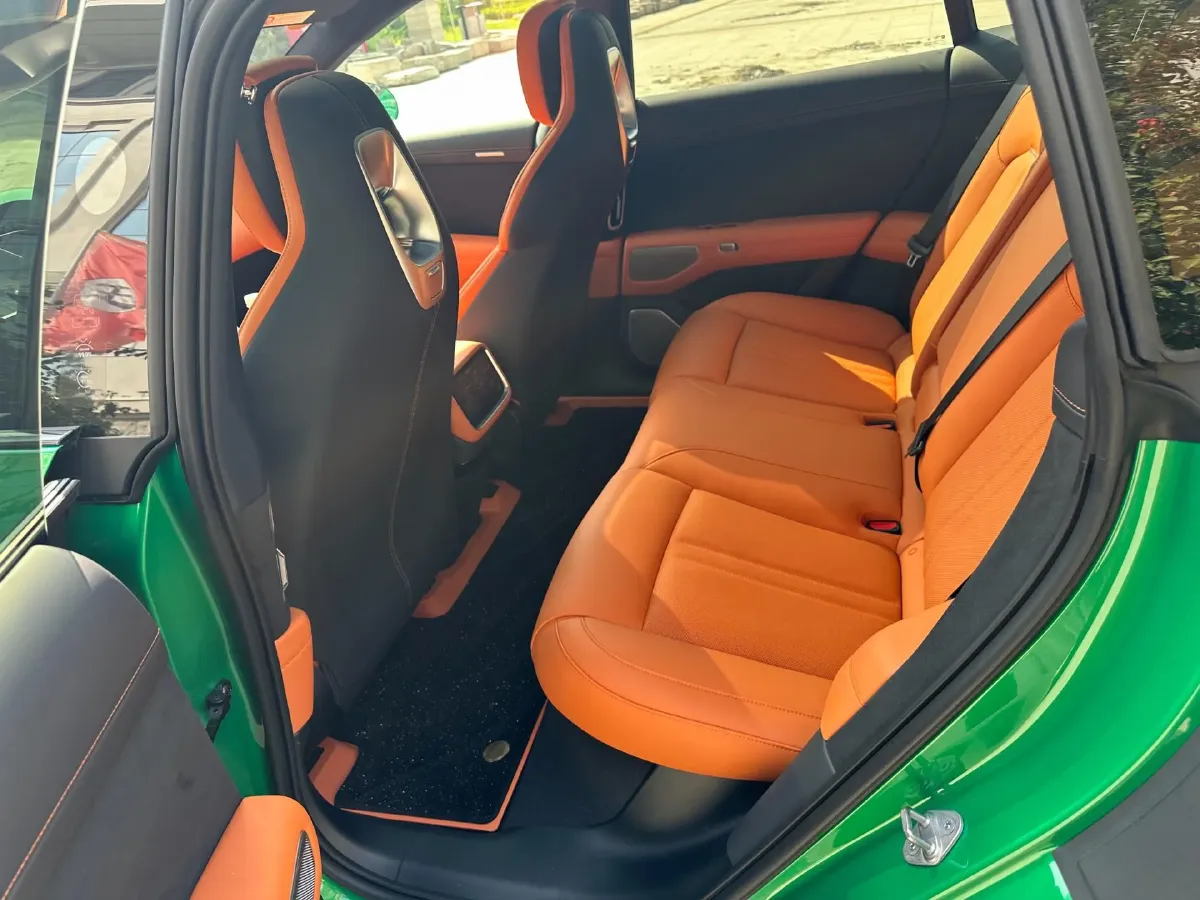 2025 MI YU7 BEV 96.3KWH,autocango,china used car exporter,china ev exporter,chinese used car exporter,chinese used ev exporter