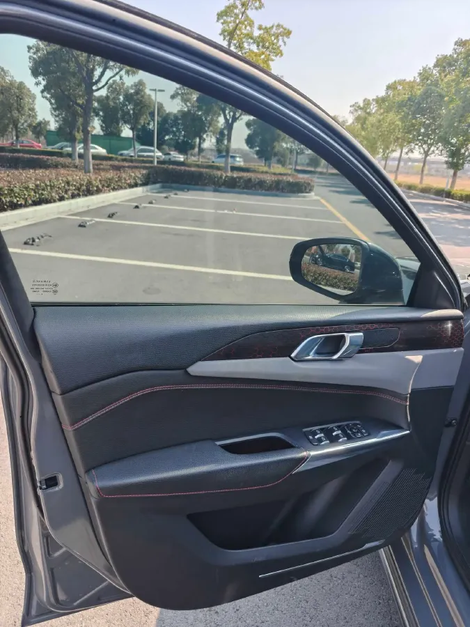 2018 Geely Emgrand GT 1.5T 180HP L3 7DCT,autocango,china used car exporter,china ev exporter,chinese used car exporter,chinese used ev exporter