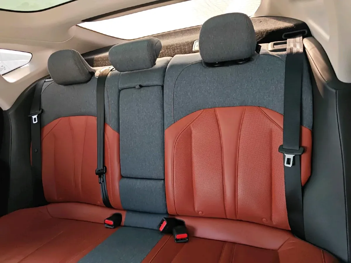 2021 Xpeng P7 BEV 60.2KWH,autocango,china used car exporter,china ev exporter,chinese used car exporter,chinese used ev exporter