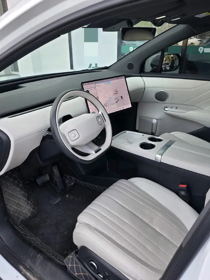 2025 ChangAn QiYuan E07 BEV 89.98KWH,autocango,china used car exporter,china ev exporter,chinese used car exporter,chinese used ev exporter