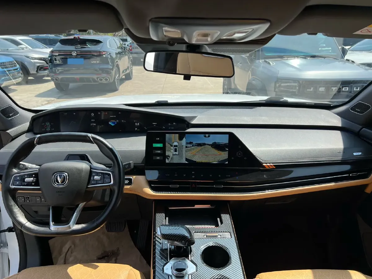 2021 ChangAn UNI-K 2.0T 233HP L4 8AT,autocango,china used car exporter,china ev exporter,chinese used car exporter,chinese used ev exporter