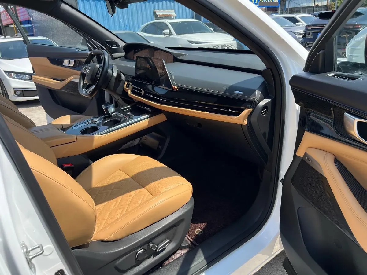 2021 ChangAn UNI-K 2.0T 233HP L4 8AT,autocango,china used car exporter,china ev exporter,chinese used car exporter,chinese used ev exporter