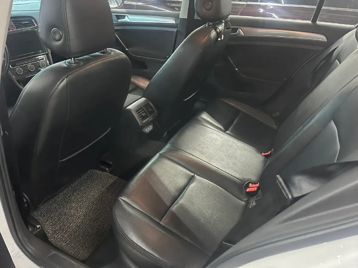 2020 Cadillac CT5 2.0T 241HP L4 10AT,autocango,china used car exporter,china ev exporter,chinese used car exporter,chinese used ev exporter