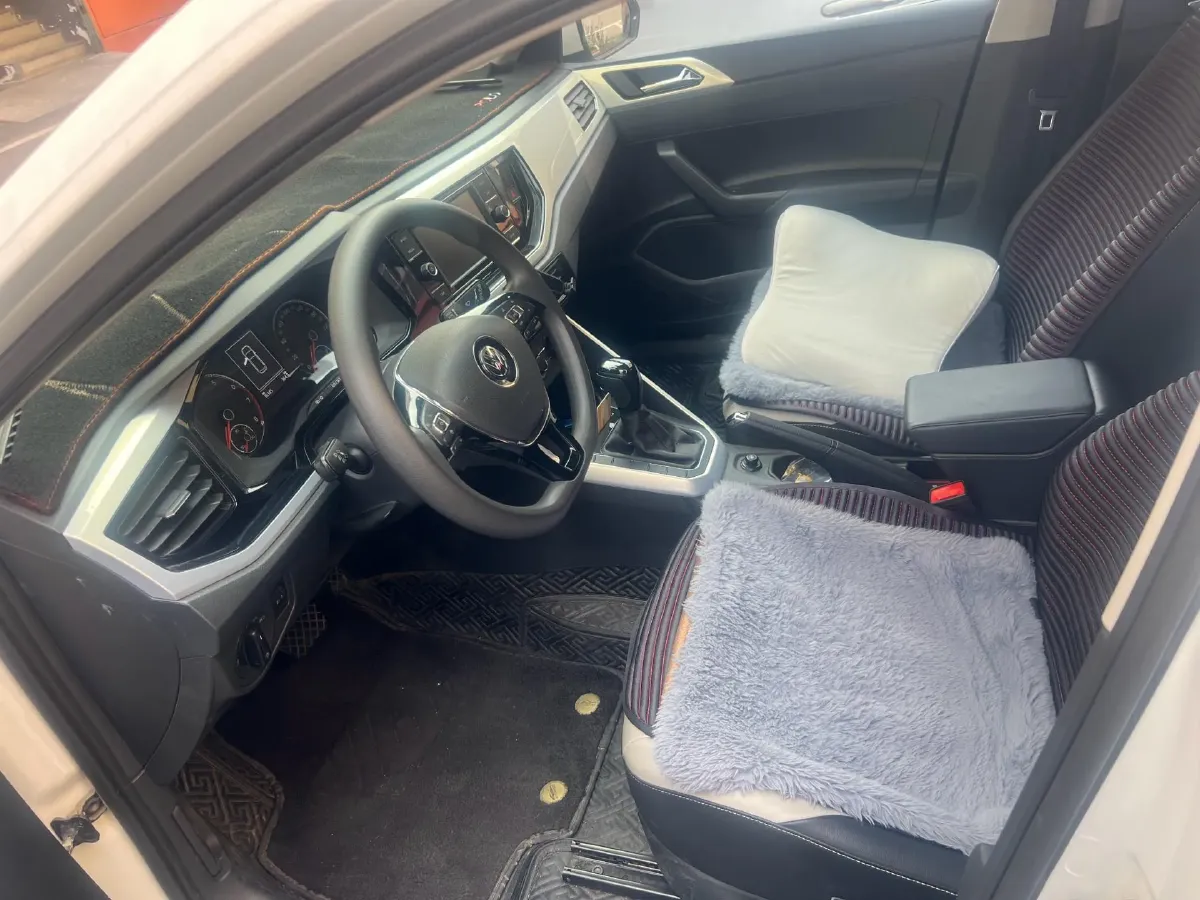 2019 Volkswagen Polo 1.5L 113HP L4 6AT,autocango,china used car exporter,china ev exporter,chinese used car exporter,chinese used ev exporter