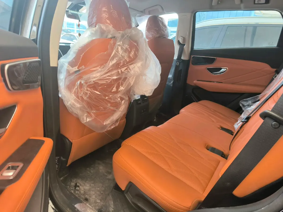 2025 Jetour X70 Plus 1.5T 156HP L4 6DCT,autocango,china used car exporter,china ev exporter,chinese used car exporter,chinese used ev exporter