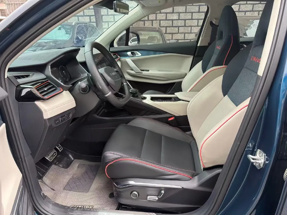 2020 LYNK&CO 06 1.5T 177HP L3 7DCT,autocango,china used car exporter,china ev exporter,chinese used car exporter,chinese used ev exporter