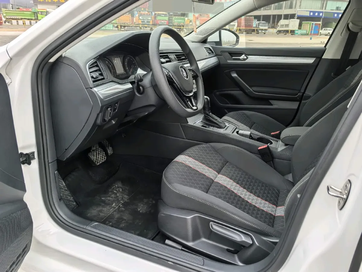 2019 Volkswagen Lamando 1.4T 131HP L4 7DCT,autocango,china used car exporter,china ev exporter,chinese used car exporter,chinese used ev exporter