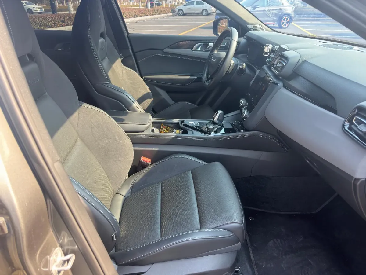 2022 LYNK&CO 02 Hatchback 2.0T 190HP L4 7DCT,autocango,china used car exporter,china ev exporter,chinese used car exporter,chinese used ev exporter