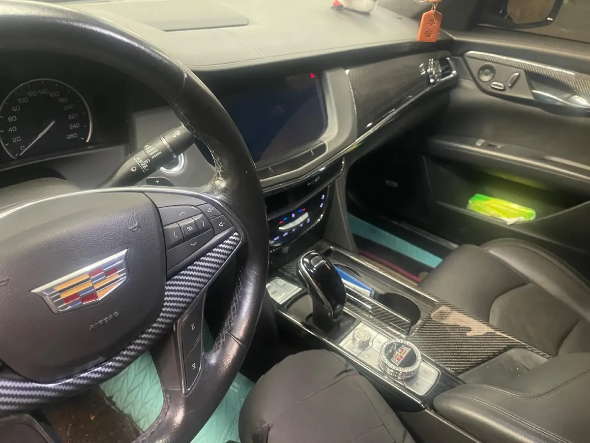 2022 Cadillac CT6 2.0T 237HP L4 10AT,autocango,china used car exporter,china ev exporter,chinese used car exporter,chinese used ev exporter