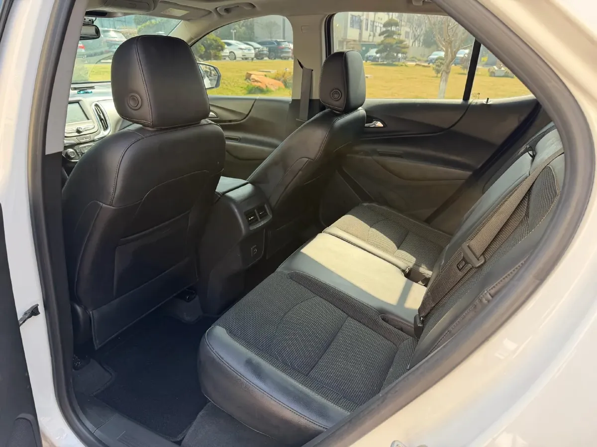 2018 Chevrolet Equinox 1.5T 180HP L4 6AT,autocango,china used car exporter,china ev exporter,chinese used car exporter,chinese used ev exporter