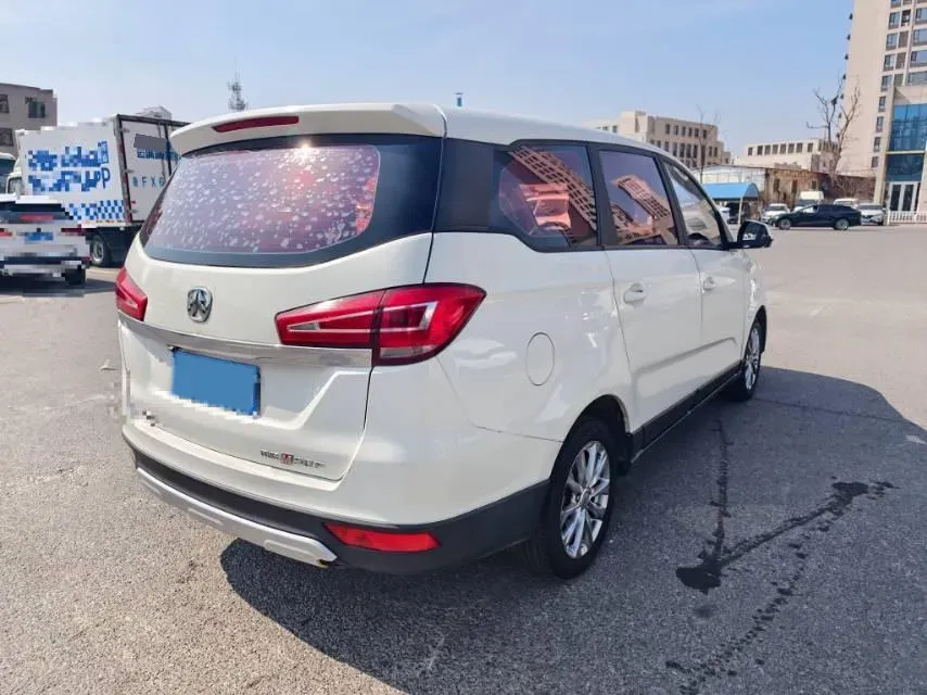 2017 BAIC WeiWang M50F 1.5L 116HP L4 5MT,autocango,china used car exporter,china ev exporter,chinese used car exporter,chinese used ev exporter
