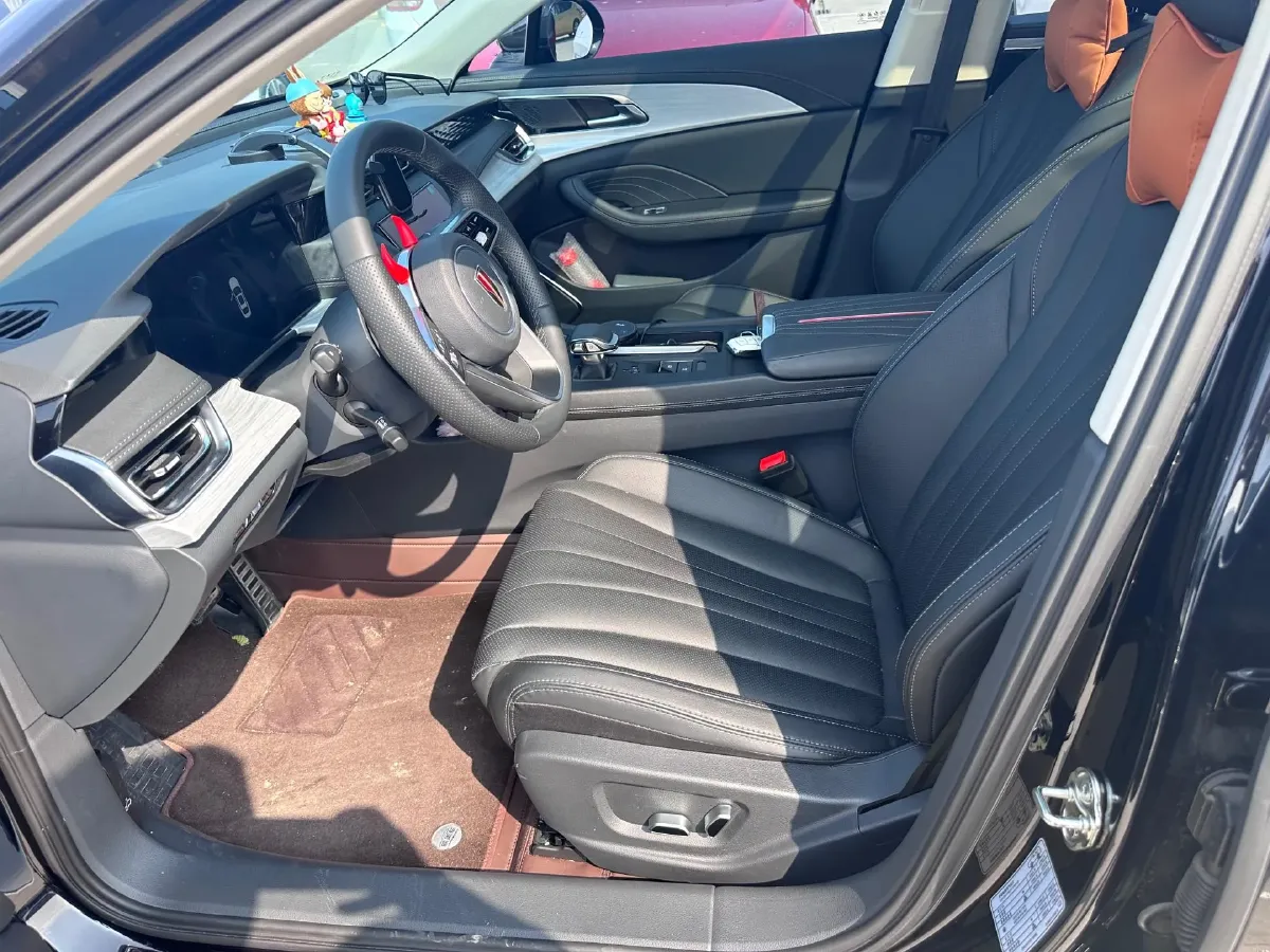 2025 HongQi H5 1.5T 169HP L4 7DCT,autocango,china used car exporter,china ev exporter,chinese used car exporter,chinese used ev exporter