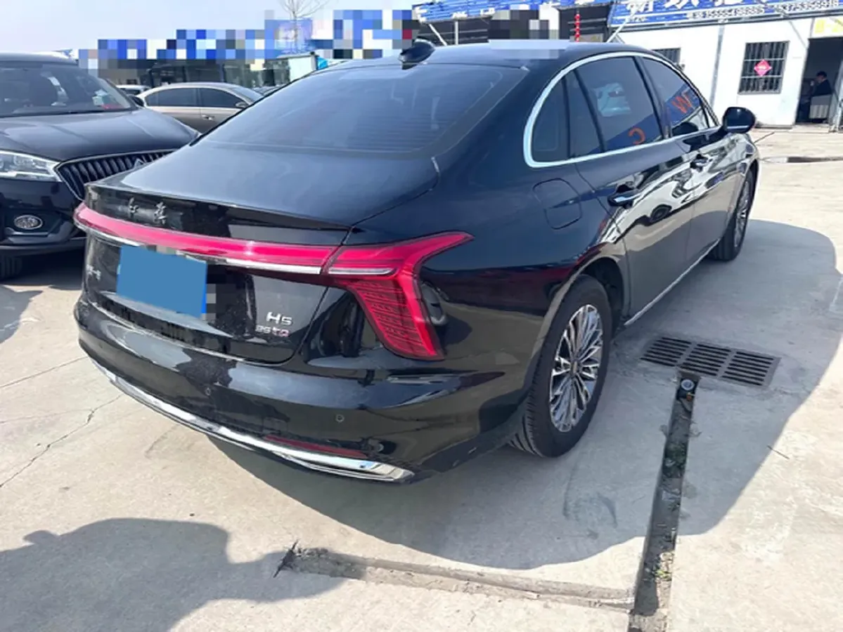 2025 HongQi H5 1.5T 169HP L4 7DCT,autocango,china used car exporter,china ev exporter,chinese used car exporter,chinese used ev exporter