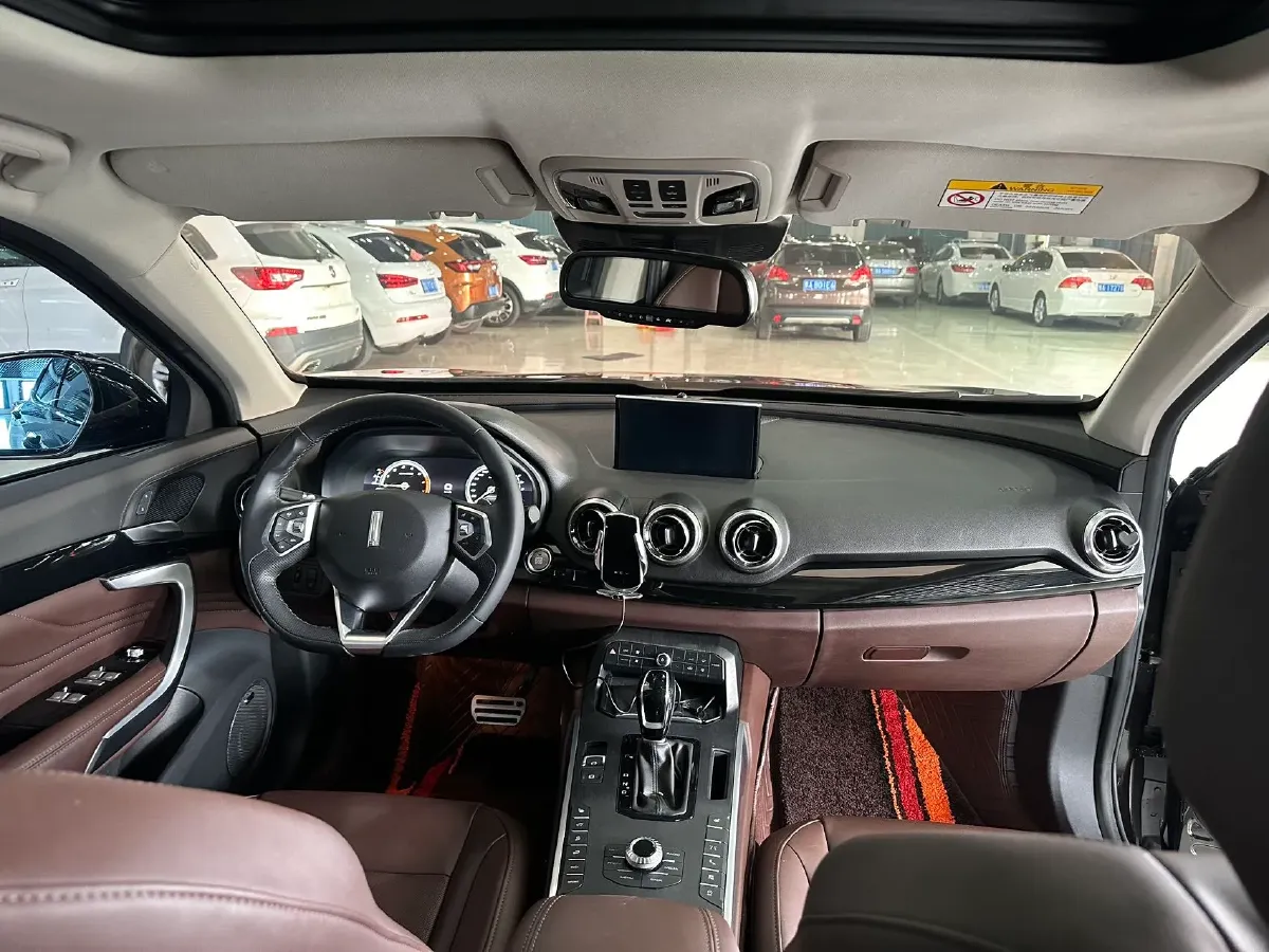 2017 WEY VV7 2.0T 234HP L4 7DCT,autocango,china used car exporter,china ev exporter,chinese used car exporter,chinese used ev exporter