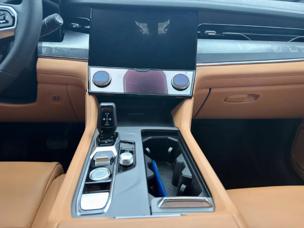 2024 LYNK&CO 09 2.0T 254HP L4 8AT,autocango,china used car exporter,china ev exporter,chinese used car exporter,chinese used ev exporter