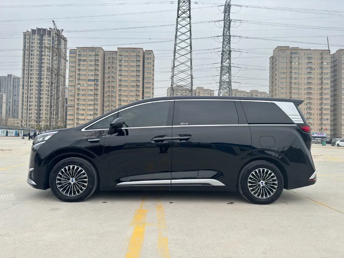 2025 Denza D9 1.5T 156HP L4 E-CVT PHEV 40KWH,autocango,china used car exporter,china ev exporter,chinese used car exporter,chinese used ev exporter