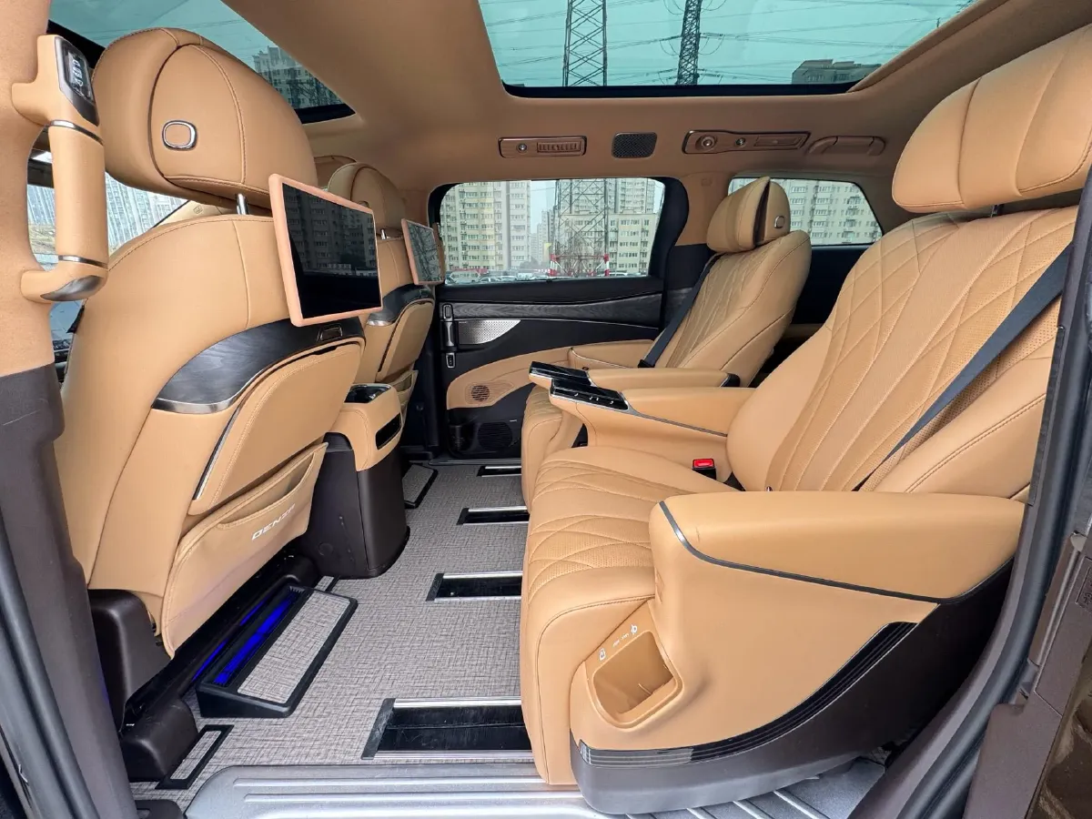 2025 Denza D9 1.5T 156HP L4 E-CVT PHEV 40KWH,autocango,china used car exporter,china ev exporter,chinese used car exporter,chinese used ev exporter