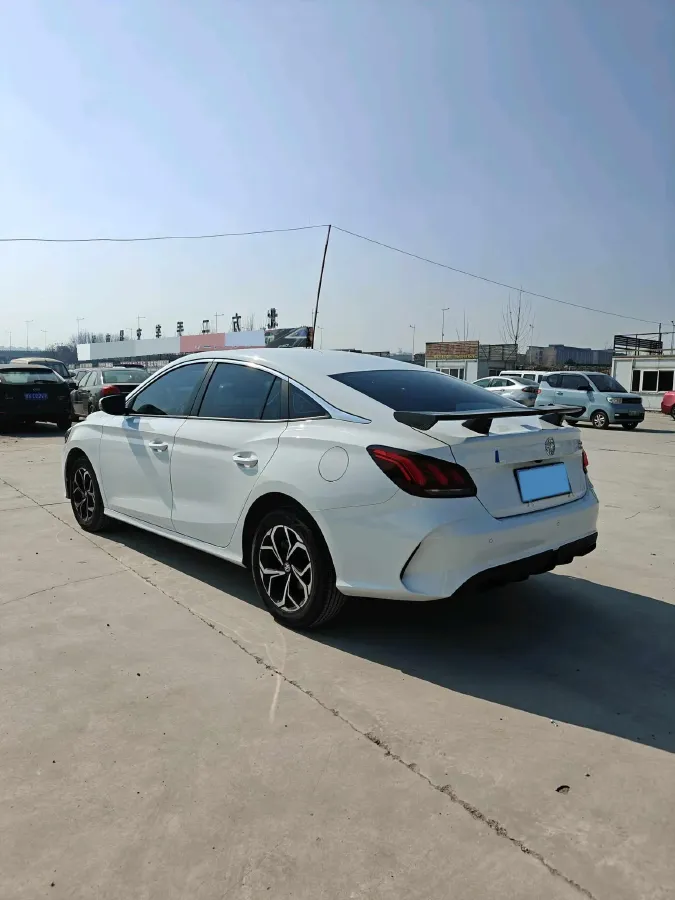 2023 MG 5 1.5L 129HP L4 5MT,autocango,china used car exporter,china ev exporter,chinese used car exporter,chinese used ev exporter