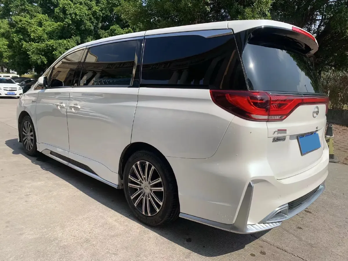 2021 GAC Trumpchi M8 2.0T 252HP L4 8AT,autocango,china used car exporter,china ev exporter,chinese used car exporter,chinese used ev exporter