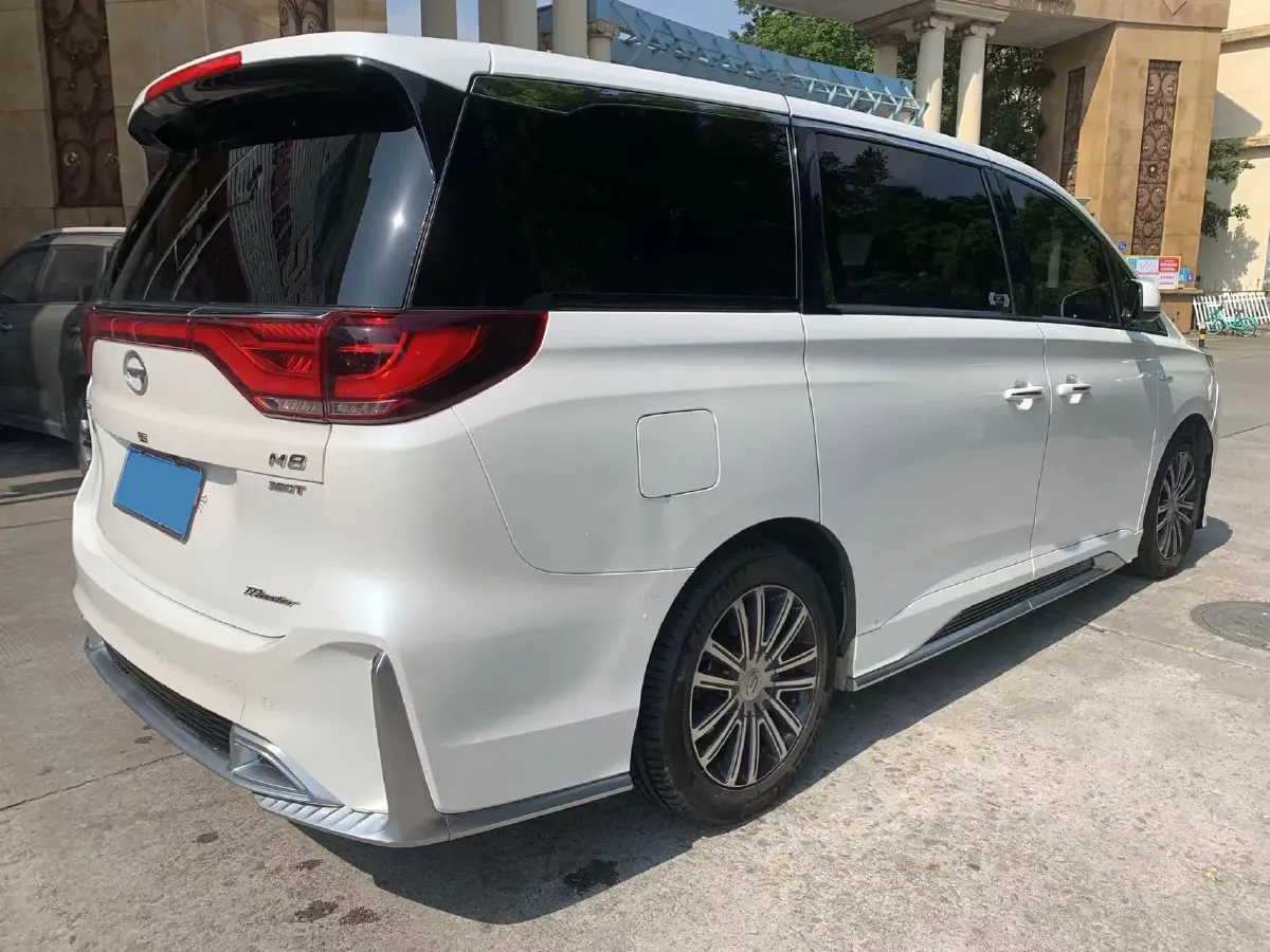 2021 GAC Trumpchi M8 2.0T 252HP L4 8AT,autocango,china used car exporter,china ev exporter,chinese used car exporter,chinese used ev exporter