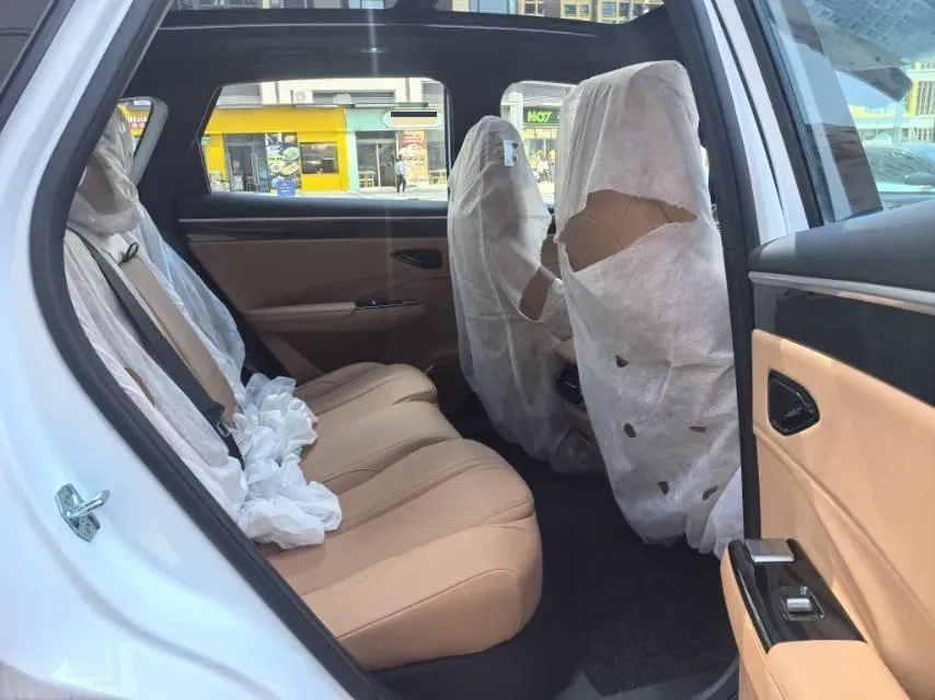 2025 Geely Galaxy L7 1.5L 112HP L4 1DHT PHEV 18.4KWH,autocango,china used car exporter,china ev exporter,chinese used car exporter,chinese used ev exporter