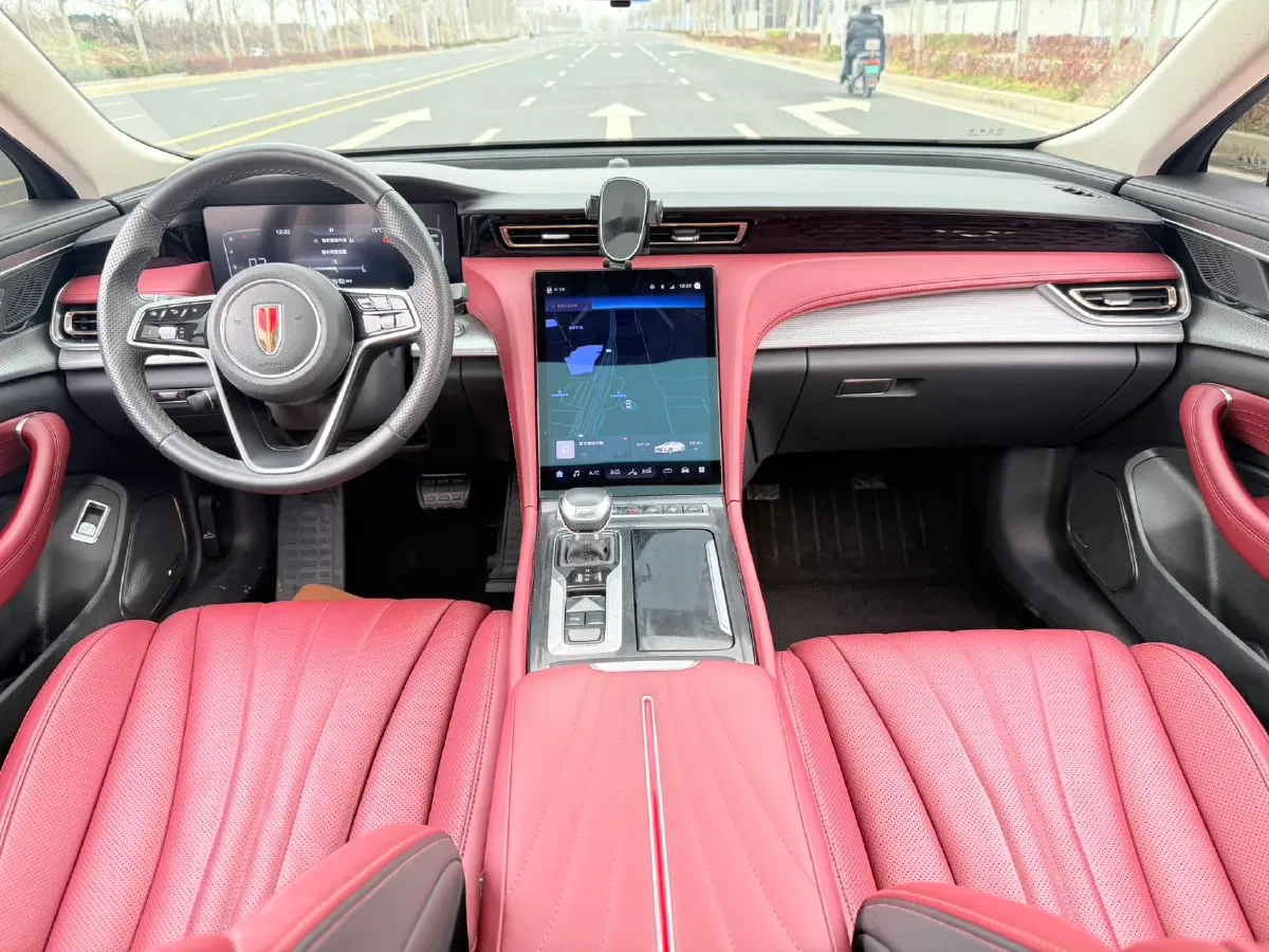 2024 HongQi H5 1.5T 169HP L4 7DCT,autocango,china used car exporter,china ev exporter,chinese used car exporter,chinese used ev exporter