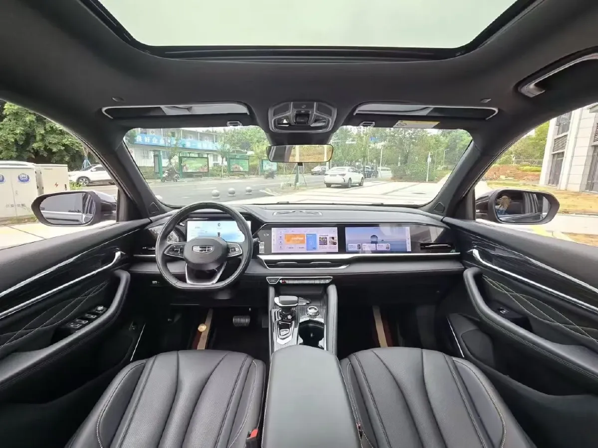 2024 Geely Monjaro 2.0T 218HP L4 7DCT,autocango,china used car exporter,china ev exporter,chinese used car exporter,chinese used ev exporter