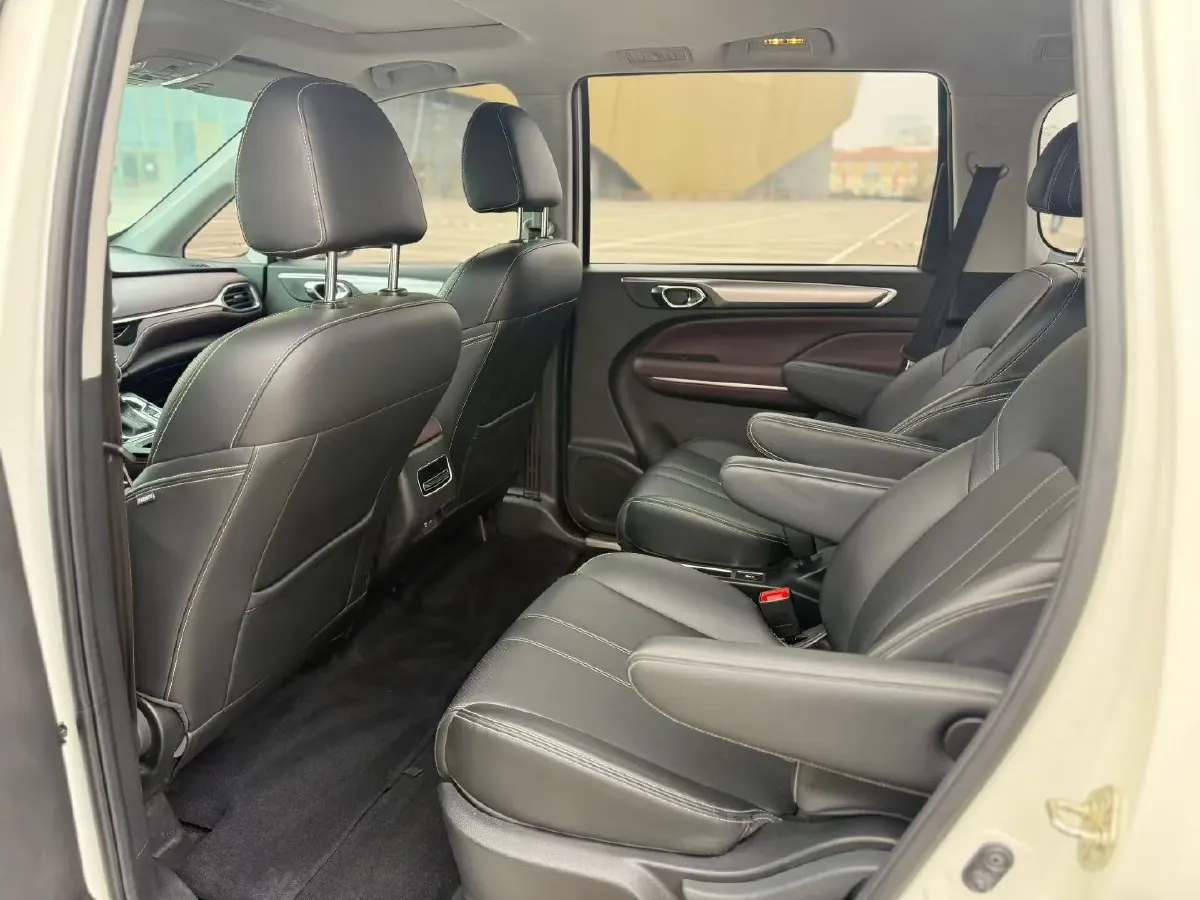 2021 GAC Trumpchi M6 1.5T 169HP L4 7DCT,autocango,china used car exporter,china ev exporter,chinese used car exporter,chinese used ev exporter