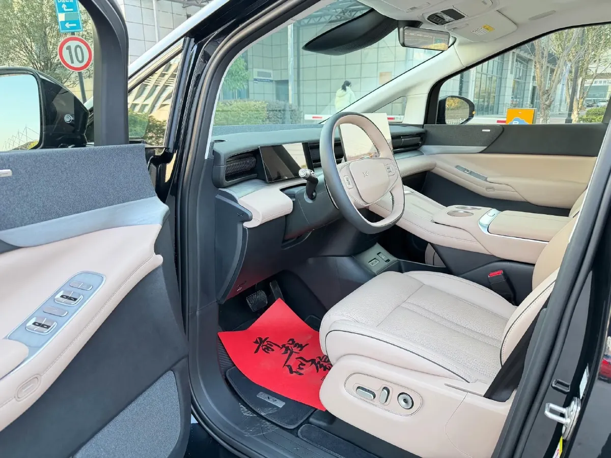 2024 Xpeng X9 BEV 101.5KWH,autocango,china used car exporter,china ev exporter,chinese used car exporter,chinese used ev exporter