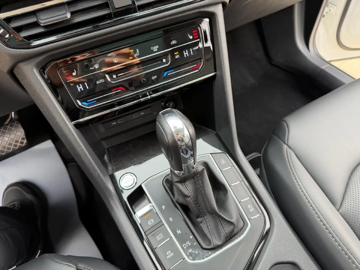 2021 Volkswagen Tharu 1.4T 150HP L4 7DCT,autocango,china used car exporter,china ev exporter,chinese used car exporter,chinese used ev exporter