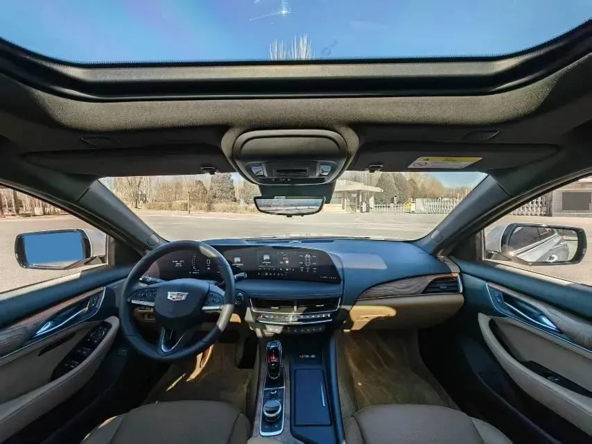 2024 Cadillac CT5 2.0T 237HP L4 10AT,autocango,china used car exporter,china ev exporter,chinese used car exporter,chinese used ev exporter