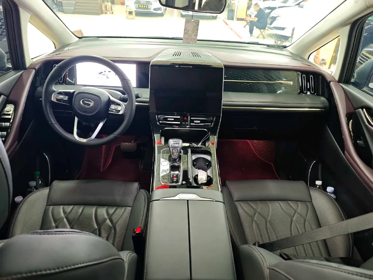 2024 GAC Trumpchi M8 2.0T 252HP L4 8AT,autocango,china used car exporter,china ev exporter,chinese used car exporter,chinese used ev exporter