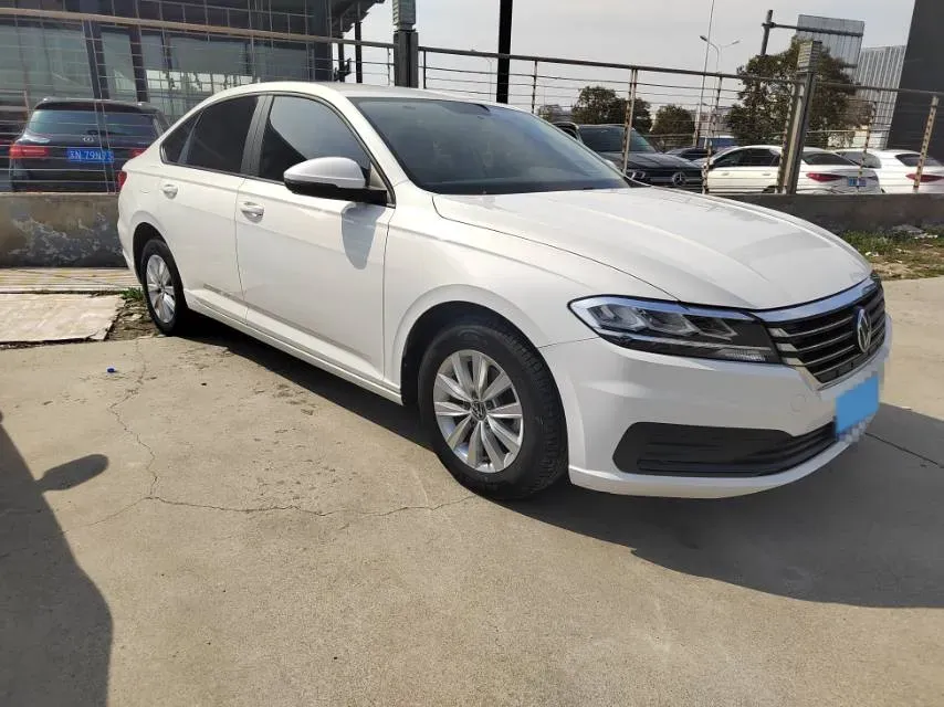 2021 Chevrolet Monza 1.5L 113HP L4 6AT,autocango,china used car exporter,china ev exporter,chinese used car exporter,chinese used ev exporter