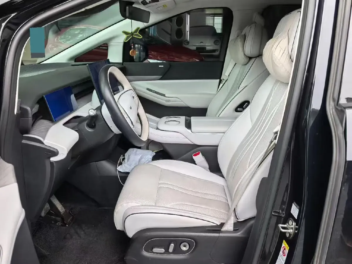 2024 Xpeng X9 BEV 101.5KWH,autocango,china used car exporter,china ev exporter,chinese used car exporter,chinese used ev exporter