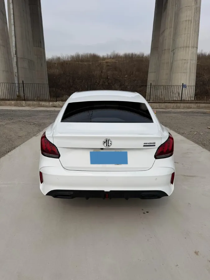 2023 MG 5 1.5L 129HP L4 5MT,autocango,china used car exporter,china ev exporter,chinese used car exporter,chinese used ev exporter