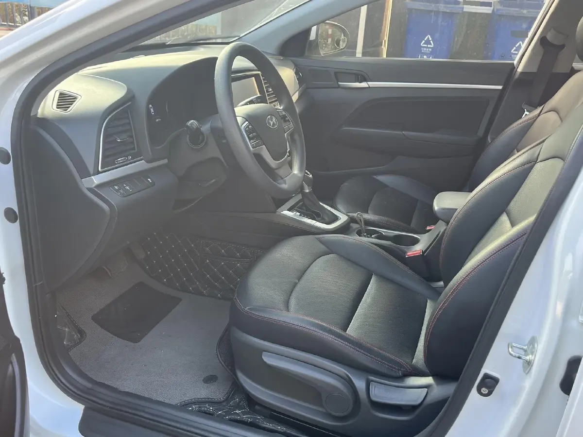 2016 Hyundai Elantra 1.6L 130HP L4 6AT,autocango,china used car exporter,china ev exporter,chinese used car exporter,chinese used ev exporter