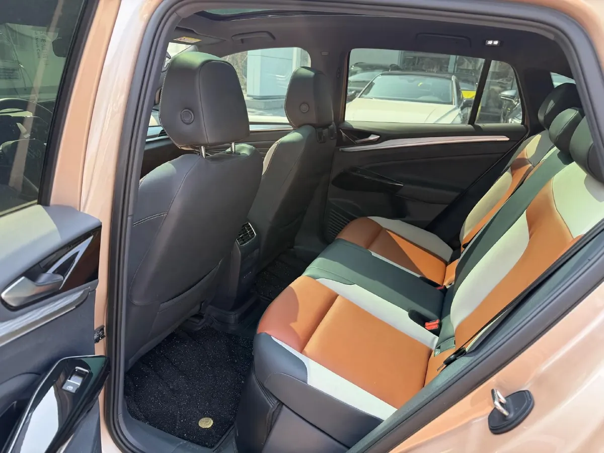 2022 Volkswagen ID.4 Crozz BEV 84.8KWH,autocango,china used car exporter,china ev exporter,chinese used car exporter,chinese used ev exporter