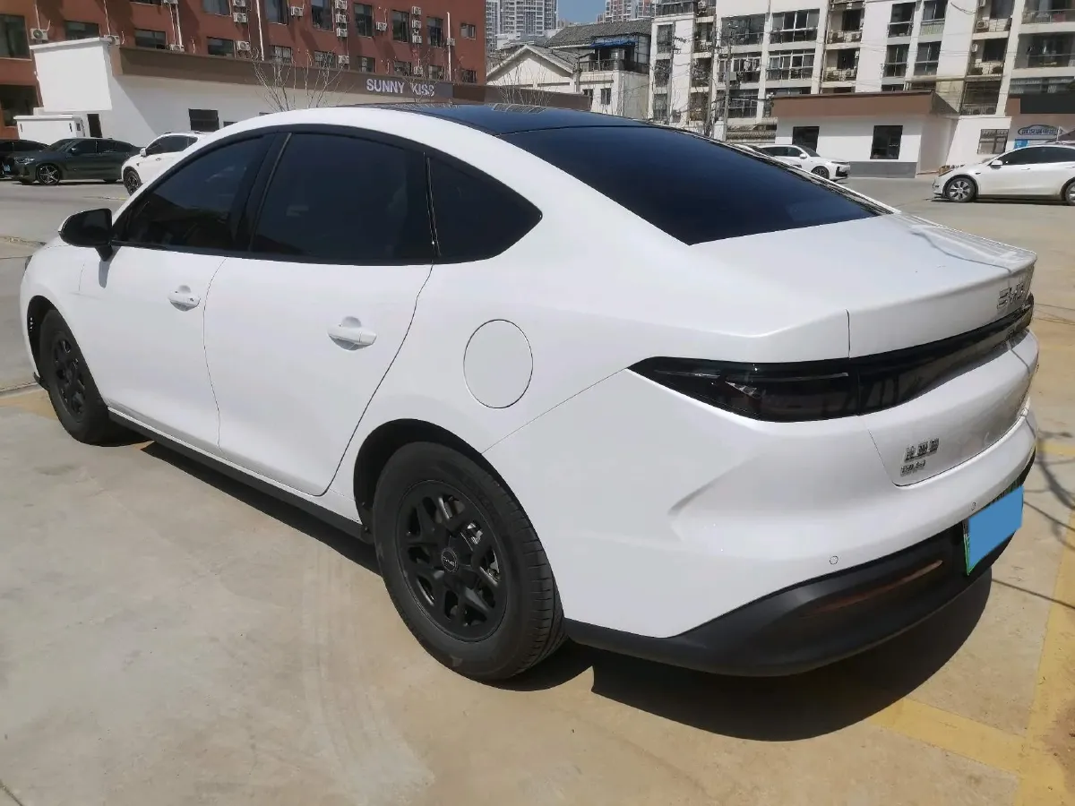 2025 BYD Seal05 DM-i 1.5L 101HP L4 E-CVT PHEV 7.68KWH,autocango,china used car exporter,china ev exporter,chinese used car exporter,chinese used ev exporter