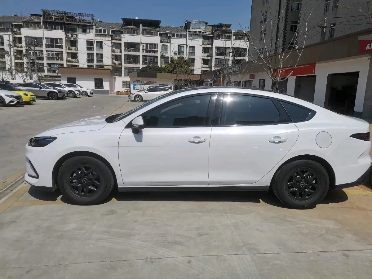 2025 BYD Seal05 DM-i 1.5L 101HP L4 E-CVT PHEV 7.68KWH,autocango,china used car exporter,china ev exporter,chinese used car exporter,chinese used ev exporter