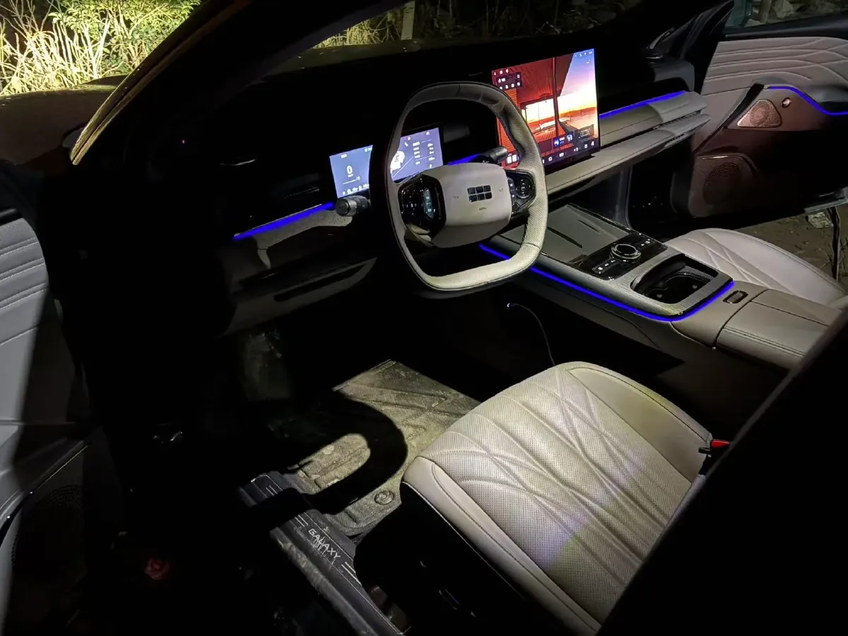 2025 Geely Galaxy Starshine 8 1.5L 112HP L4 1DHT PHEV,autocango,china used car exporter,china ev exporter,chinese used car exporter,chinese used ev exporter