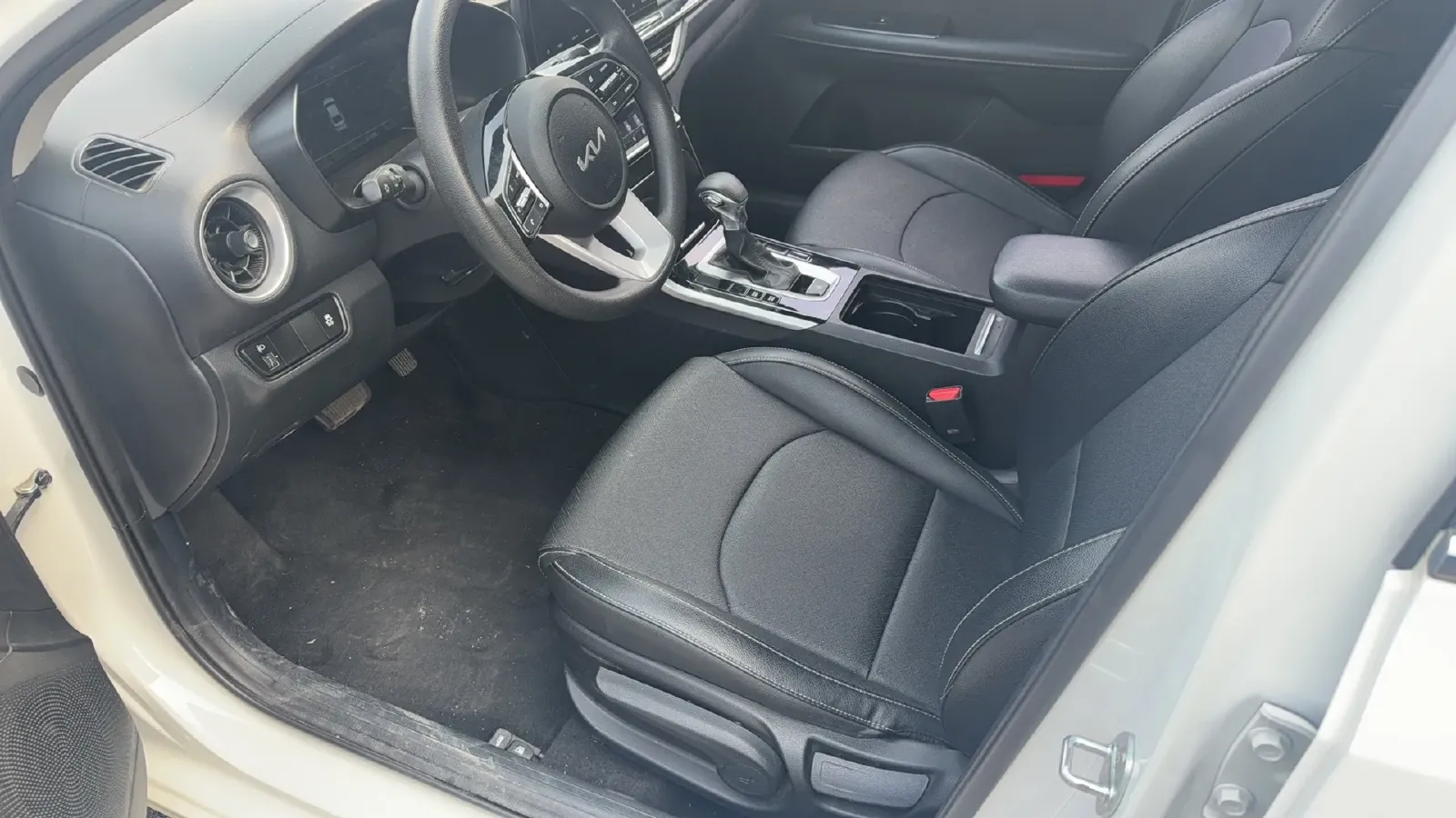 2021 Kia K3 1.5L 115HP L4 CVT,autocango,china used car exporter,china ev exporter,chinese used car exporter,chinese used ev exporter