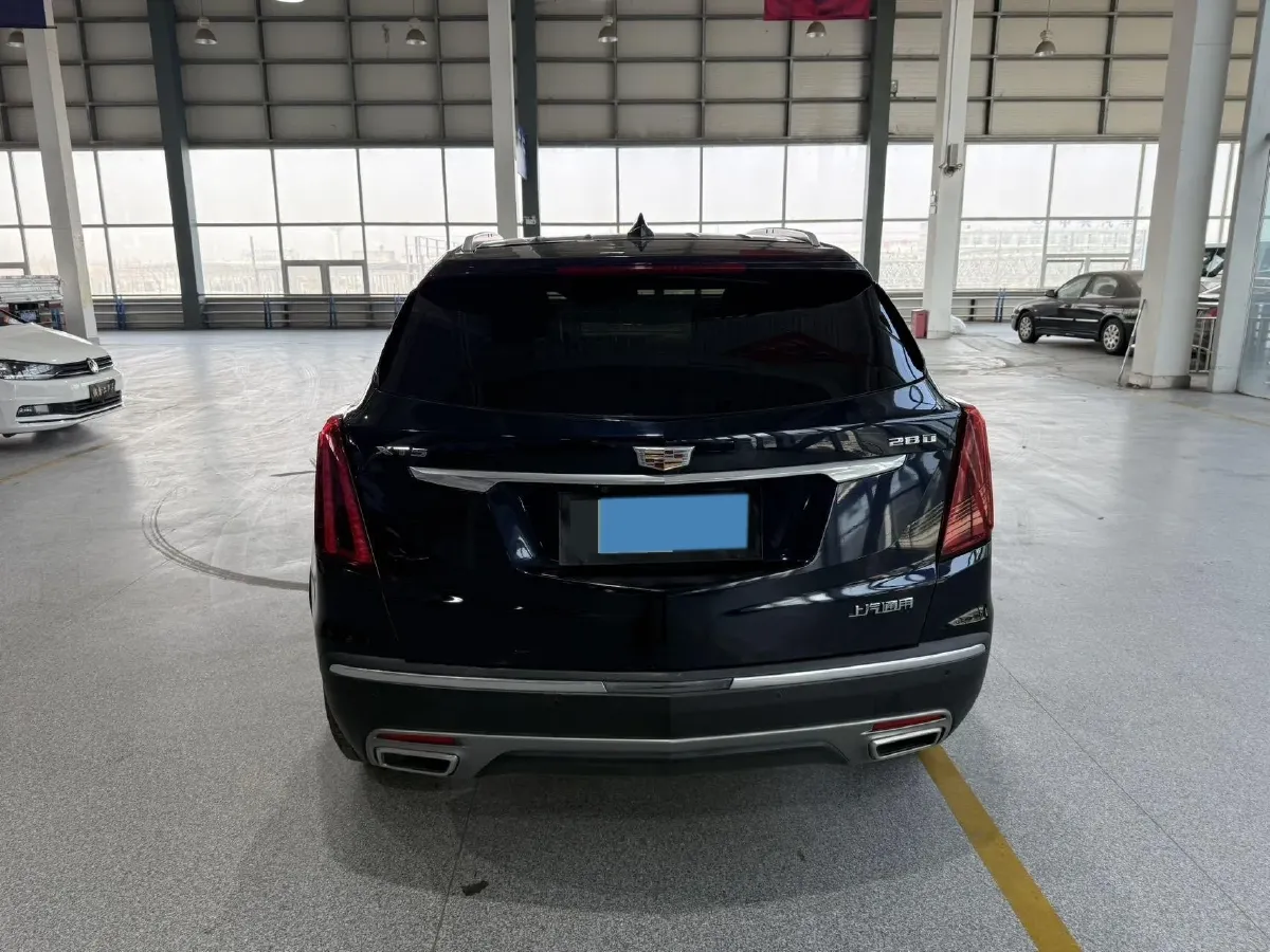 2021 Cadillac XT5 2.0T 237HP L4 9AT,autocango,china used car exporter,china ev exporter,chinese used car exporter,chinese used ev exporter