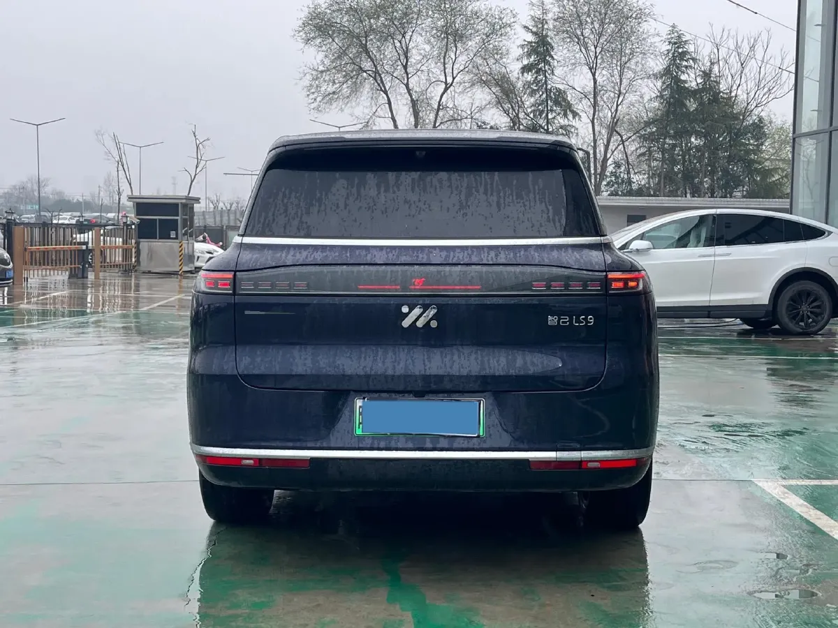 2026 IM LS9 REEV 155HP REEV,autocango,china used car exporter,china ev exporter,chinese used car exporter,chinese used ev exporter