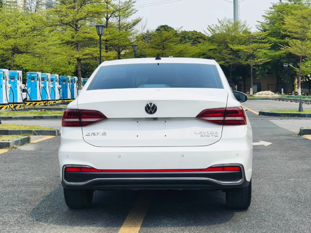 2023 Volkswagen Lavida 1.5T 160HP L4 7DCT,autocango,china used car exporter,china ev exporter,chinese used car exporter,chinese used ev exporter