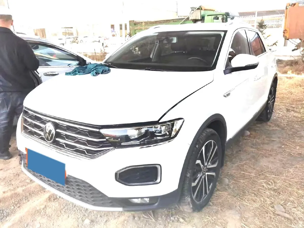 2022 Volkswagen T-Roc 1.4T 150HP L4 7DCT,autocango,china used car exporter,china ev exporter,chinese used car exporter,chinese used ev exporter