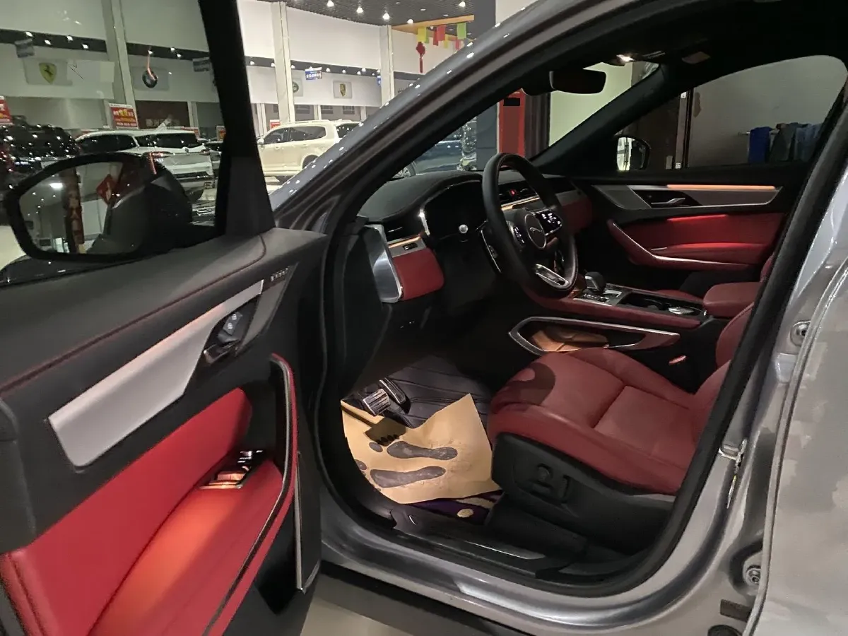 2024 Jaguar F-PACE 2.0T 250HP L4 8AT,autocango,china used car exporter,china ev exporter,chinese used car exporter,chinese used ev exporter