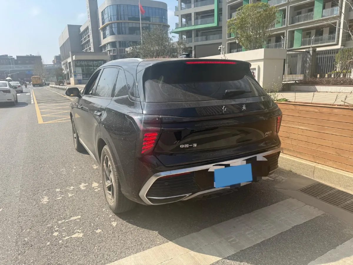 2023 HongQi HS3 1.5T 169HP L4 7DCT,autocango,china used car exporter,china ev exporter,chinese used car exporter,chinese used ev exporter