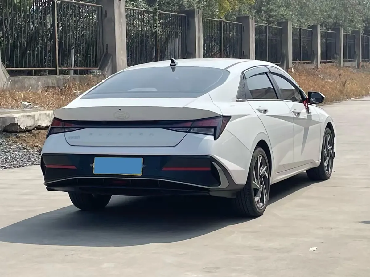 2023 Hyundai Elantra 1.5L 115HP L4 CVT,autocango,china used car exporter,china ev exporter,chinese used car exporter,chinese used ev exporter