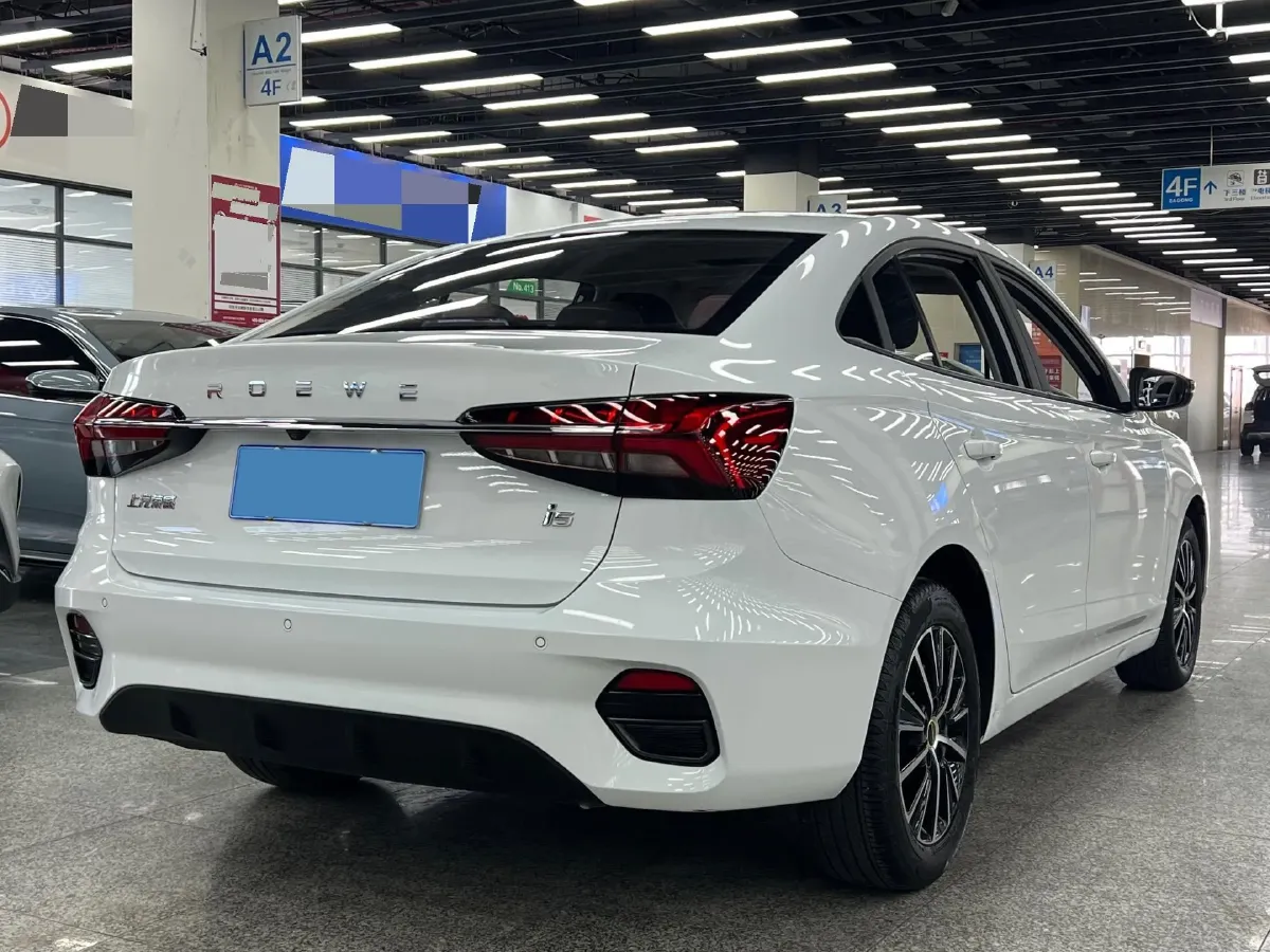 2021 Roewe i5 1.5L 120HP L4 CVT,autocango,china used car exporter,china ev exporter,chinese used car exporter,chinese used ev exporter