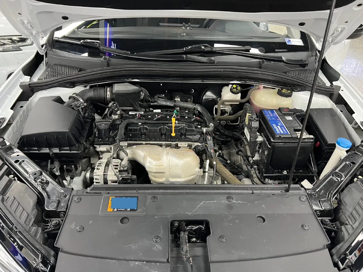 2021 Roewe i5 1.5L 120HP L4 CVT,autocango,china used car exporter,china ev exporter,chinese used car exporter,chinese used ev exporter